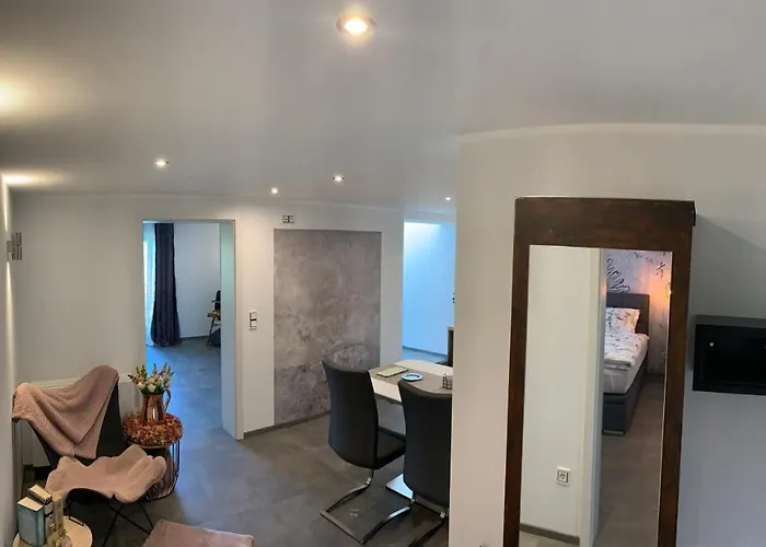 Zeit In Hambach Neustadt an der Weinstraße